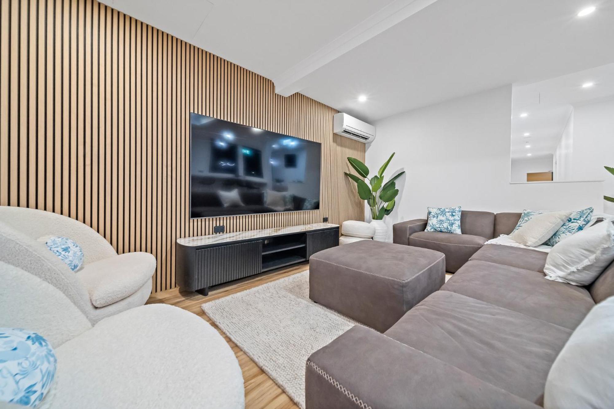 The Pier Pods On The Water- 50M From Townsville Bus Terminal And Ferry Terminal- Passport Id Requried Eksteriør bilde