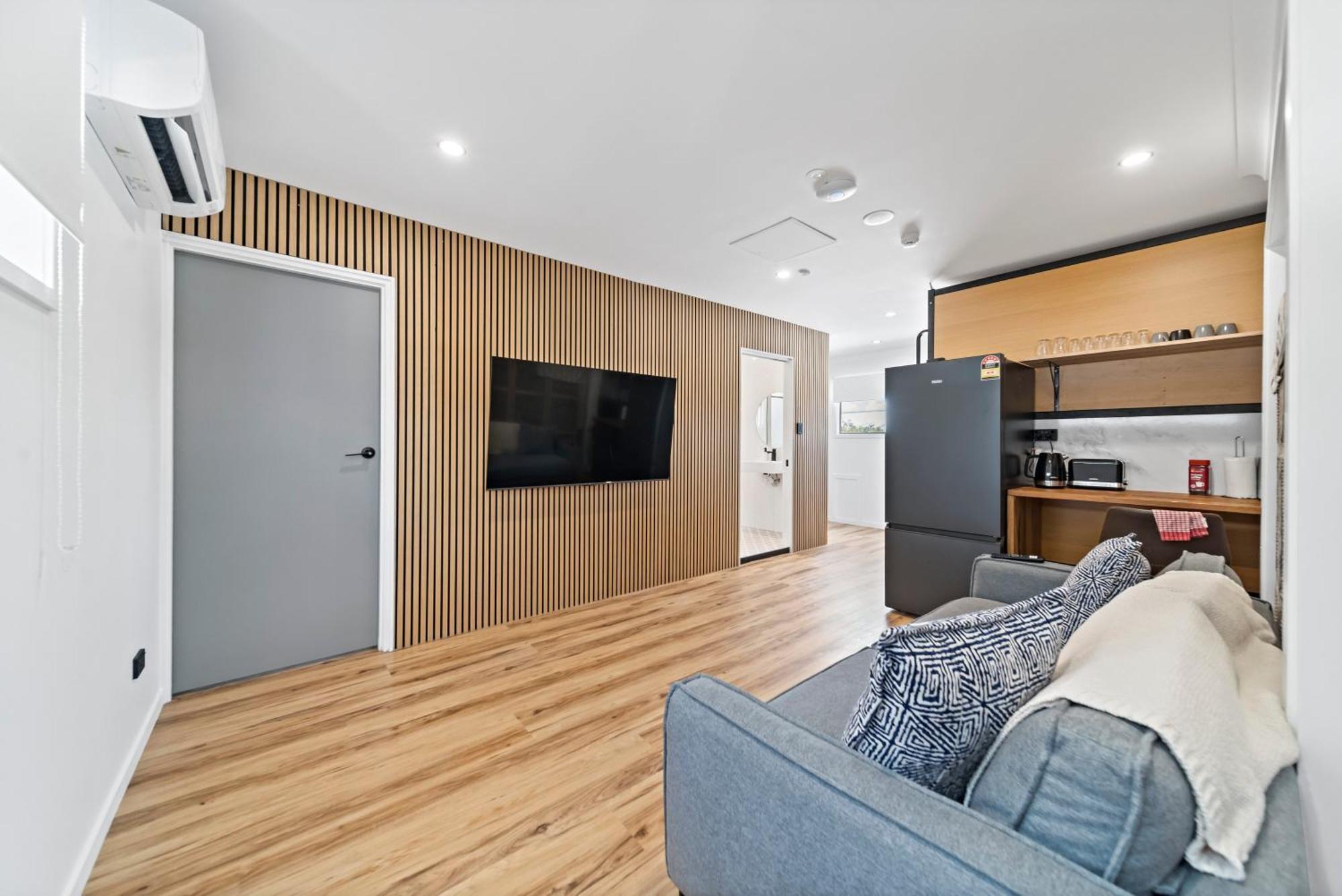 The Pier Pods On The Water- 50M From Townsville Bus Terminal And Ferry Terminal- Passport Id Requried Eksteriør bilde